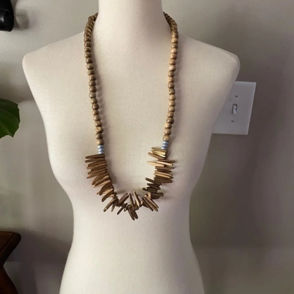 Bijou  Brown & Gold Barbados Statement Necklace - Picture 4 of 5